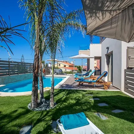 Villa Sup Marina Mare Sauna-hammam & Heated Pool - Bbq Nea Kydonia